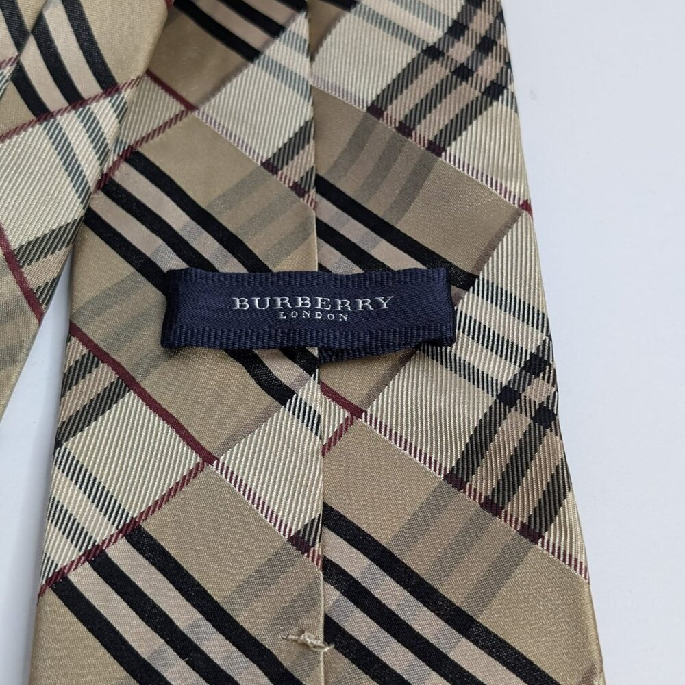 Burberry London Classic Nova Check Silk Tie – Beige Plaid